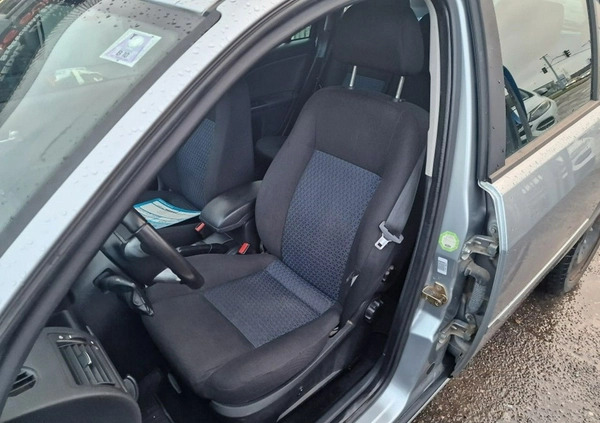 Ford Mondeo cena 8490 przebieg: 243761, rok produkcji 2006 z Zdzieszowice małe 326